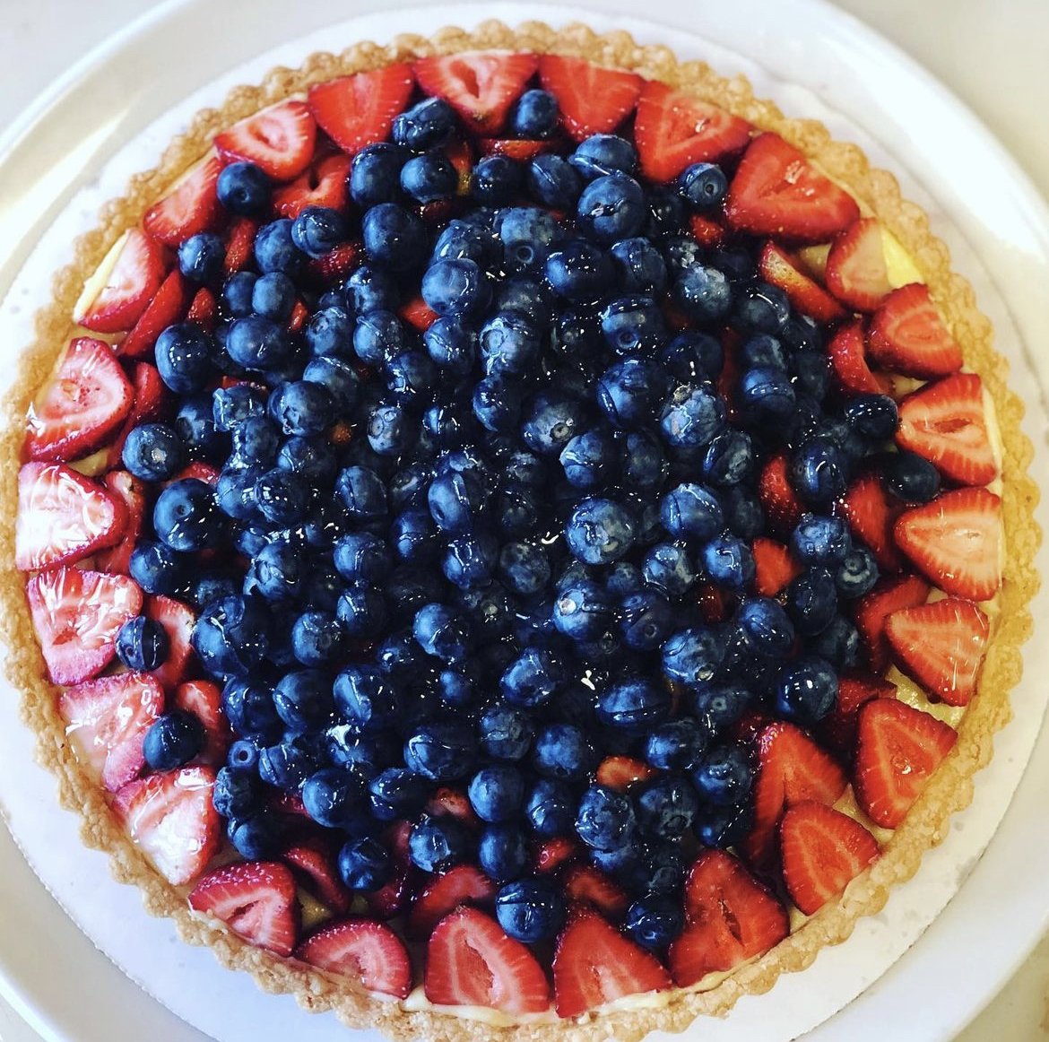 Fresh berry tart